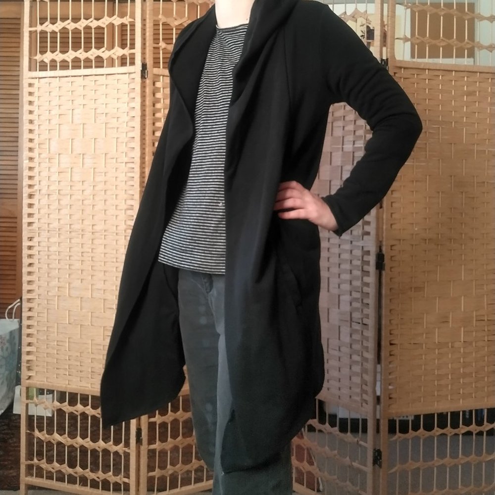 Divided Long Hooded Sweater